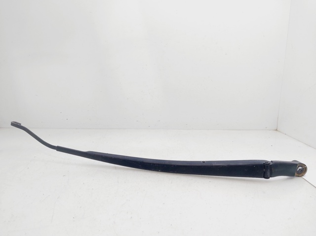 Ramię wycieraczki szyby przedniej 8521142130 TOYOTA