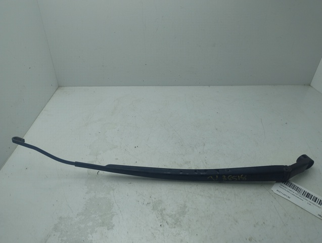 Ramię wycieraczki szyby przedniej 8521142130 TOYOTA