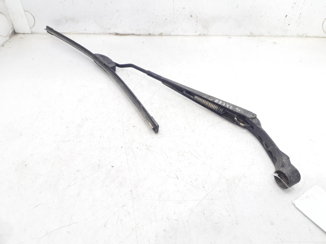 Ramię wycieraczki szyby przedniej 8521160230 TOYOTA