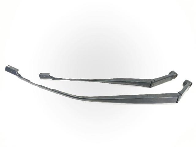 Ramię wycieraczki szyby przedniej 85211F4011 TOYOTA