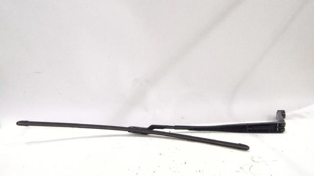 Ramię wycieraczki szyby przedniej 85221F4010 TOYOTA