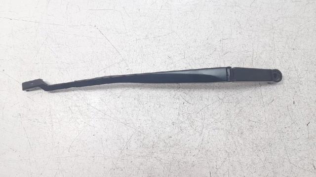 Ramię wycieraczki szyby przedniej 85221F4010 TOYOTA