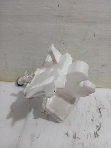 Zbiorniczek spryskiwacza szyb Toyota Auris E15