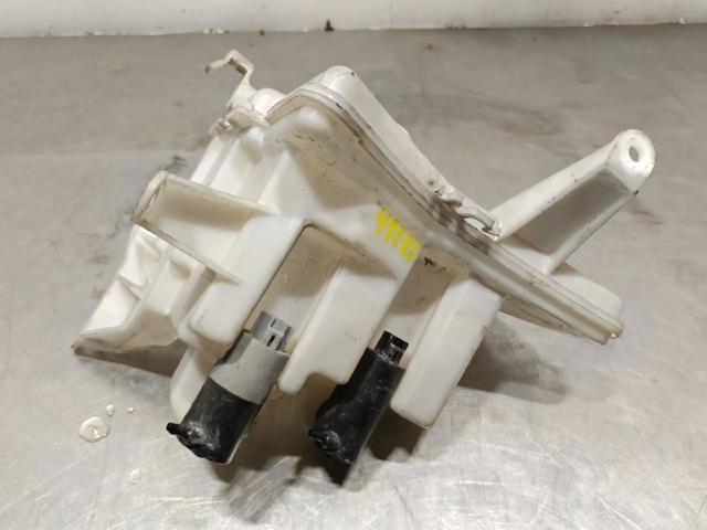 Zbiorniczek spryskiwacza szyb Toyota Auris E15