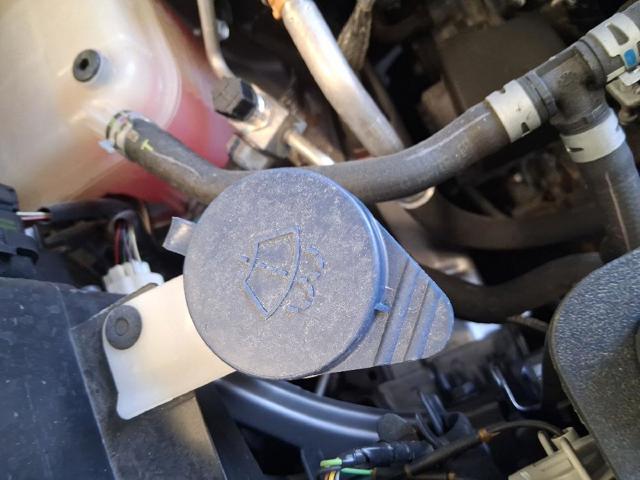 Zbiorniczek spryskiwacza szyb 85315F4040 TOYOTA