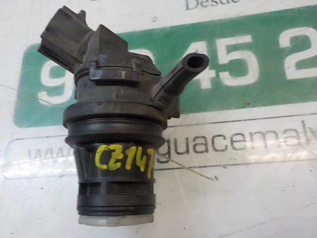 Pompka spryskiwacza szyby przedniej 8533047010 TOYOTA
