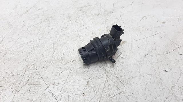 Pompka spryskiwacza szyby przedniej 8533060190 TOYOTA