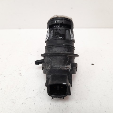 Pompka spryskiwacza szyby przedniej 8533060190 TOYOTA