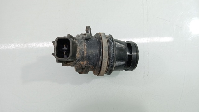 Pompka spryskiwacza szyby przedniej Toyota RAV4 3 A3