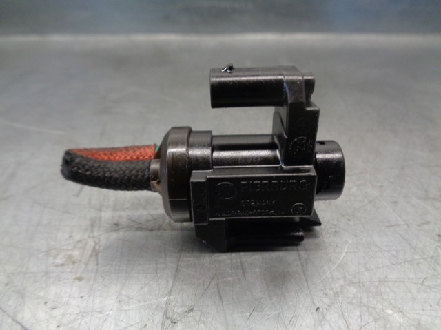 8570591 BMW