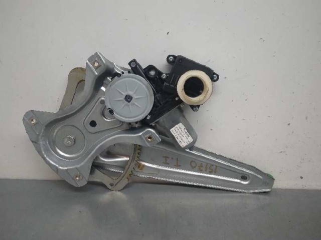 Mechanizm podnoszenia szyby drzwi przednich prawych 8571002450B TOYOTA