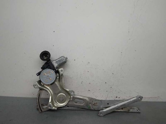 Mechanizm podnoszenia szyby drzwi przednich prawych 8571030390 TOYOTA