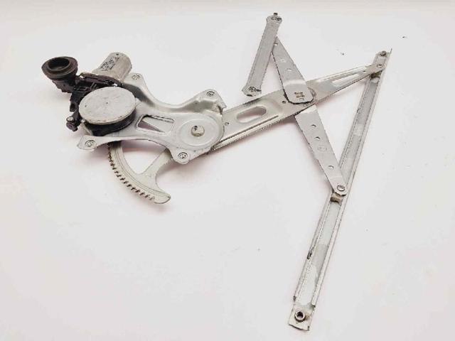 Mechanizm podnoszenia szyby drzwi przednich prawych 8571030390 TOYOTA