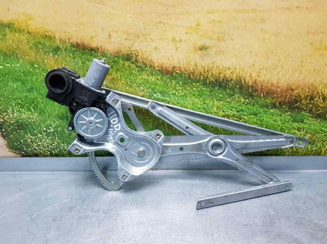 Mechanizm podnoszenia szyby drzwi przednich prawych 85710F4010 TOYOTA
