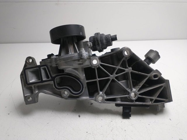 Pompa chłodząca wodna 8575695 BMW