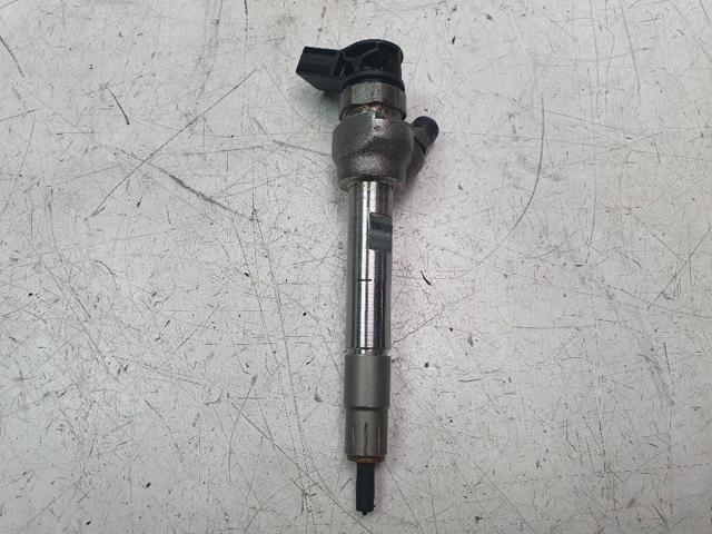 Wtryskiwacz paliwa 8579236 BMW