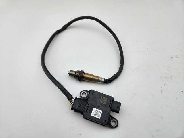 Czujnik ciśnienia spalin 8582024 BMW