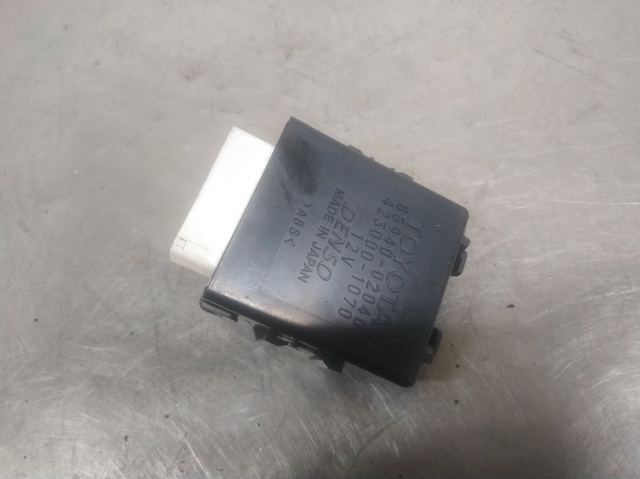 Przekaźnik sterownika wycieraczek 8594002040 TOYOTA
