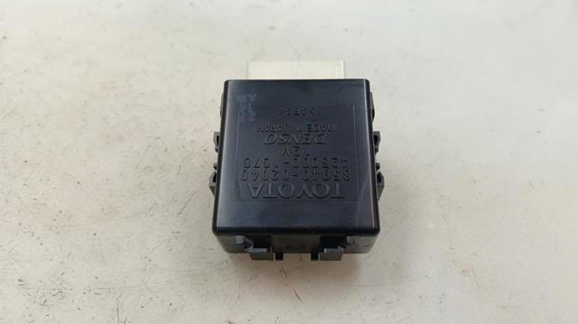 Przekaźnik sterownika wycieraczek 8594002040 TOYOTA