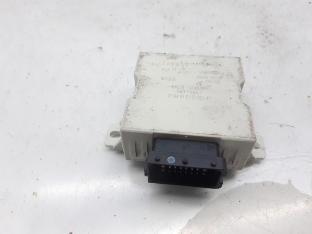 Przekaźnik sterownika wycieraczek 8594005040 TOYOTA