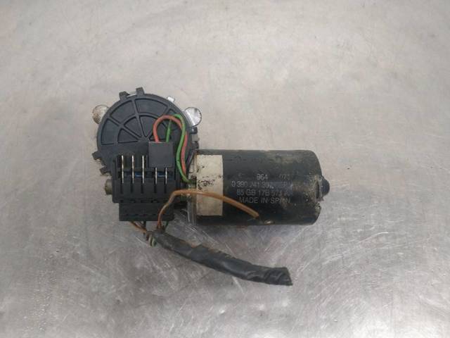 Silniczek wycieraczki szyby przedniej 85GB17B571AA FORD