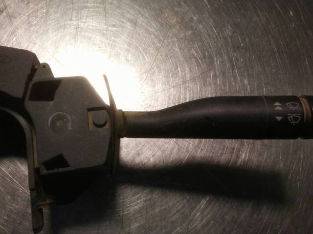 Przekaźnik kierunkowskazów ВАЗ 2107