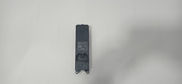 8608A207 Mitsubishi