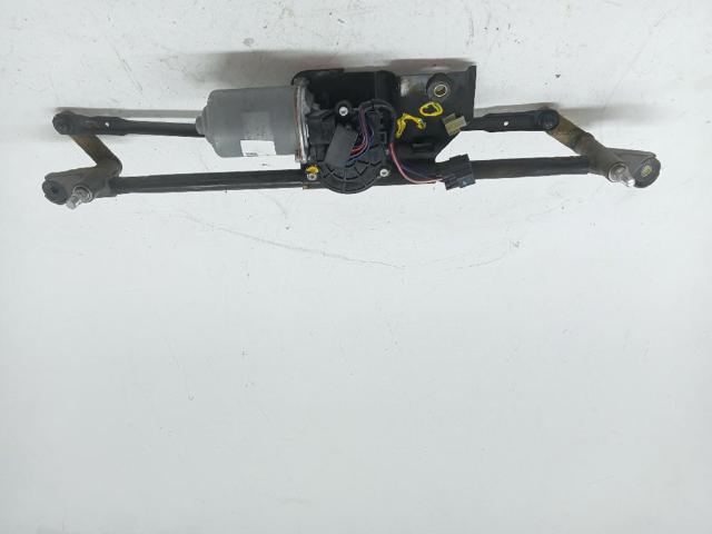 Silniczek wycieraczki szyby przedniej SsangYong Rexton