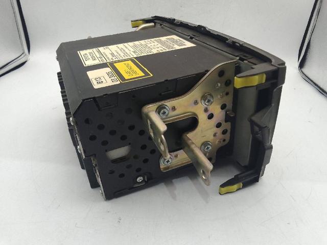 Radioodtwarzacz (radio AM/FM) 8612002520 TOYOTA