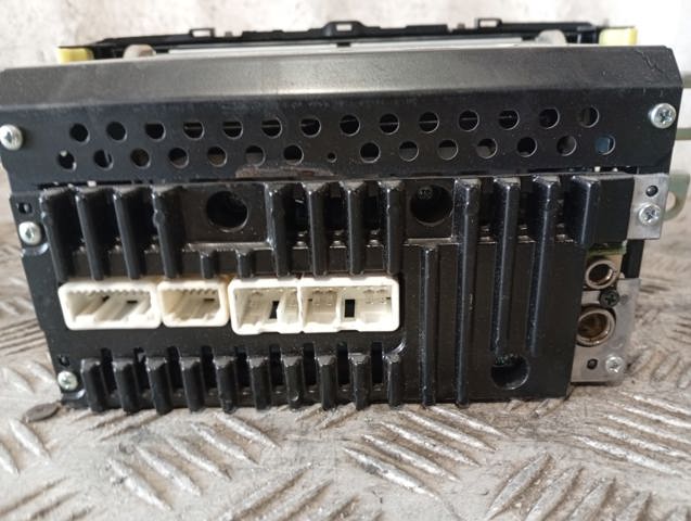 Radioodtwarzacz (radio AM/FM) 8612002520 TOYOTA