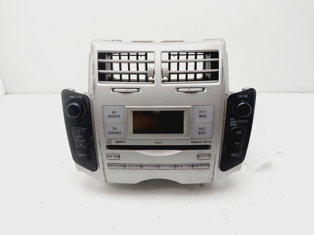 Radioodtwarzacz (radio AM/FM) 861200D210 TOYOTA