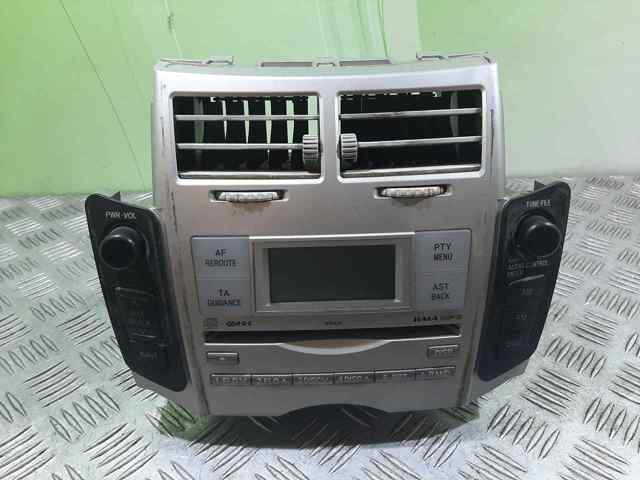 Radioodtwarzacz (radio AM/FM) 861200D210 TOYOTA