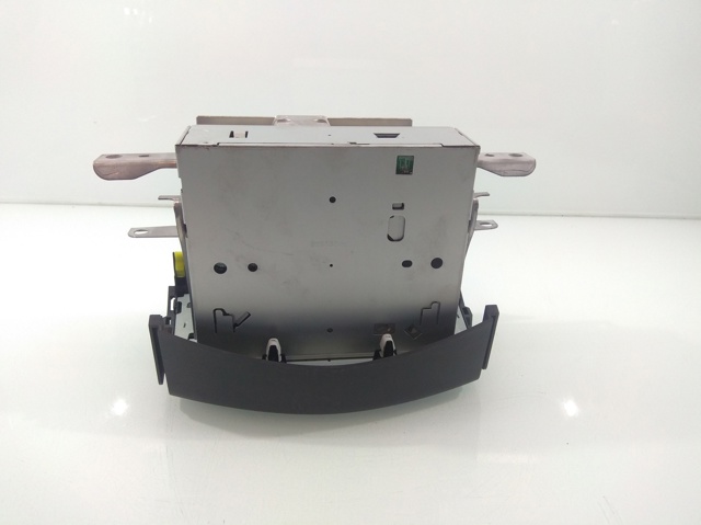 Radioodtwarzacz (radio AM/FM) 8612042220 TOYOTA