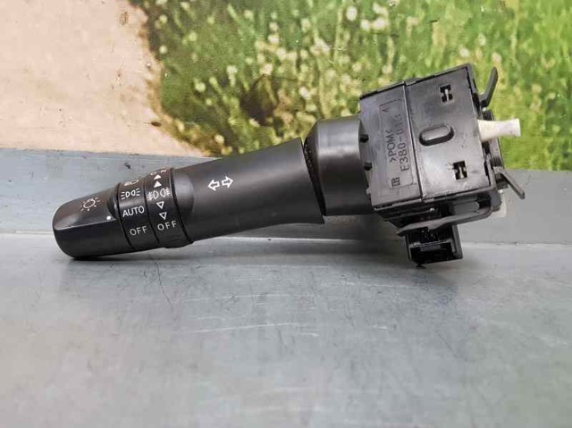 Przełącznik zespolony prawy 8612A042 MITSUBISHI
