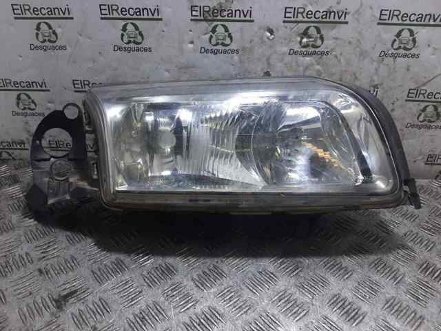 Reflektor prawy 8620663 VOLVO