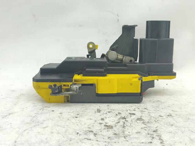 Zamek drzwi tylnych prawych 8626968 VOLVO