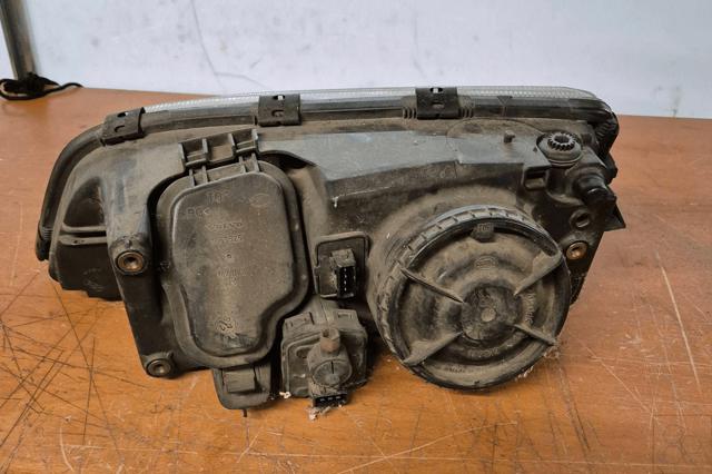 Reflektor prawy Volvo S70 LS, LT