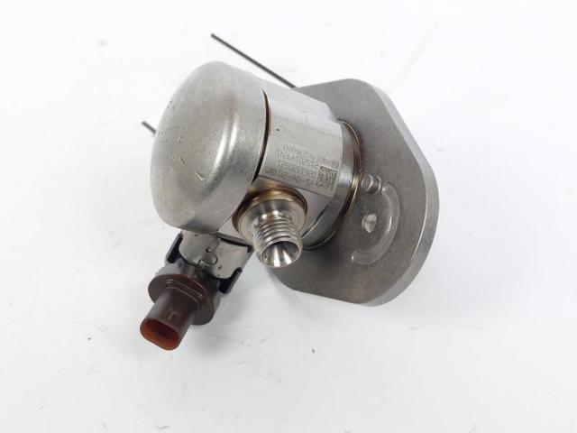 Pompa wtryskowa wysokiego ciśnienia 8631642 BMW