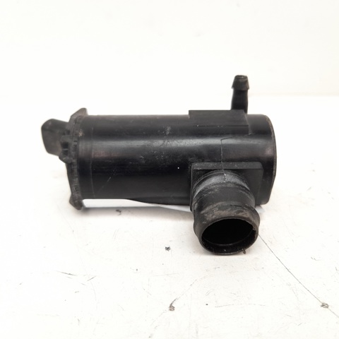 Pompka spryskiwacza szyby przedniej SsangYong Musso FJ