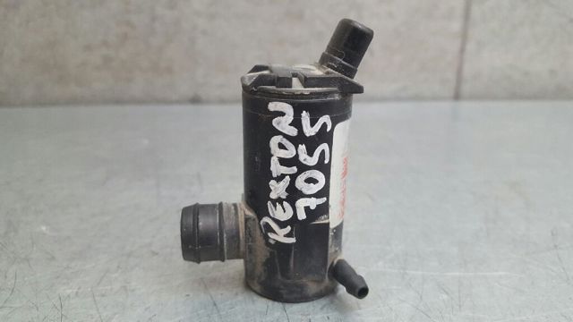 Pompka spryskiwacza szyby przedniej SsangYong Musso FJ