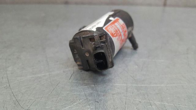 Pompka spryskiwacza szyby przedniej SsangYong Musso FJ