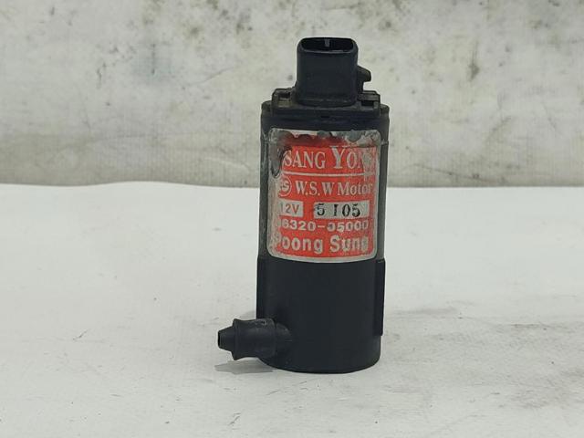 Pompka spryskiwacza szyby przedniej SsangYong Musso FJ