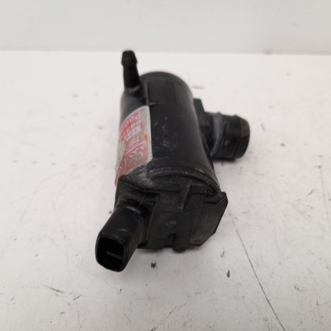 Pompka spryskiwacza szyby przedniej SsangYong Musso FJ