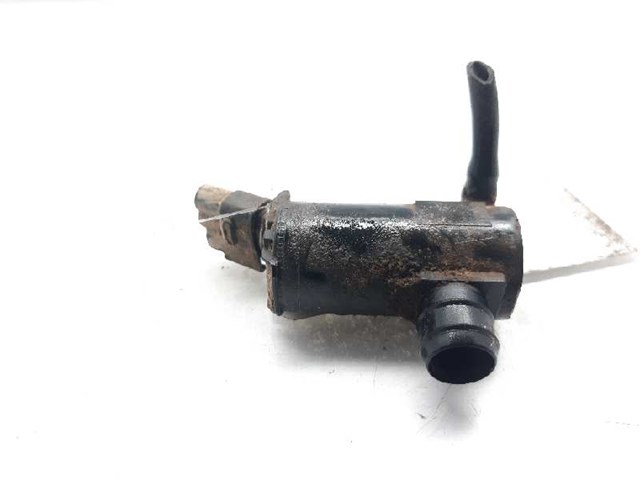 Pompka spryskiwacza szyby przedniej 8632005000 SSANG YONG