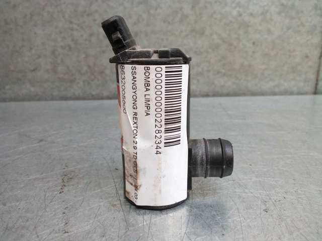 Pompka spryskiwacza szyby przedniej SsangYong Musso FJ