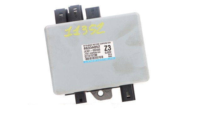 8633A052 Mitsubishi