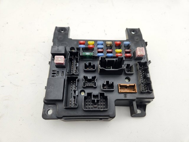 8637A319 Mitsubishi
