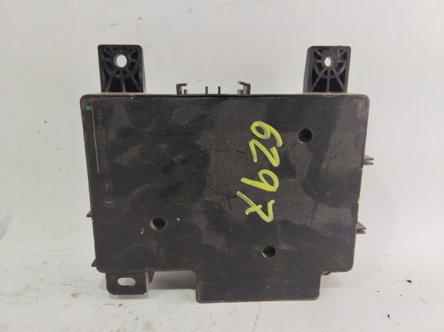 Skrzynka bezpieczników Mitsubishi Outlander CWW