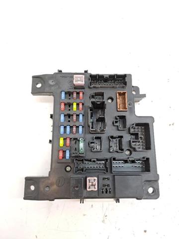 Skrzynka bezpieczników Mitsubishi Outlander CWW