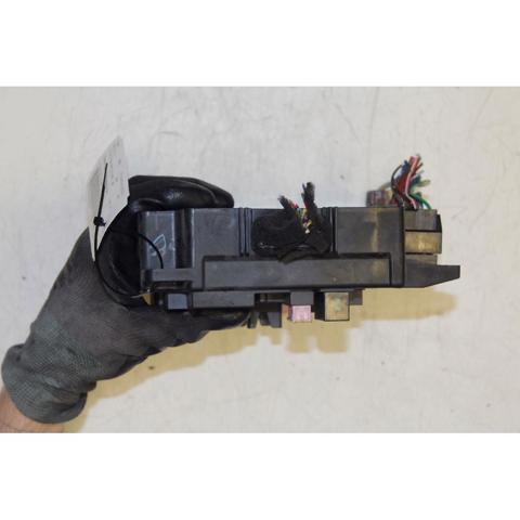 Skrzynka bezpieczników Mitsubishi Outlander CWW